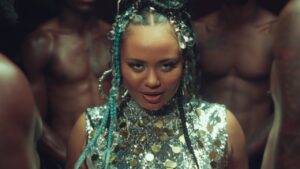 MOLIY, Shenseea, Skillibeng, Silent Addy – Shake It To The Max (Fly) (Remix) (Video)